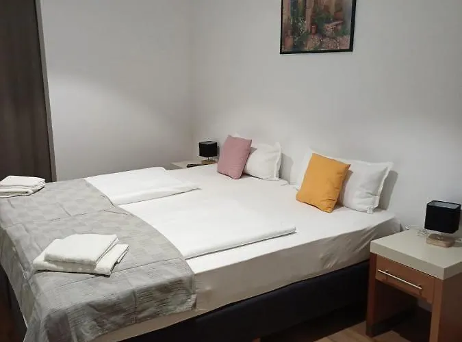 דירה Living Gmbh