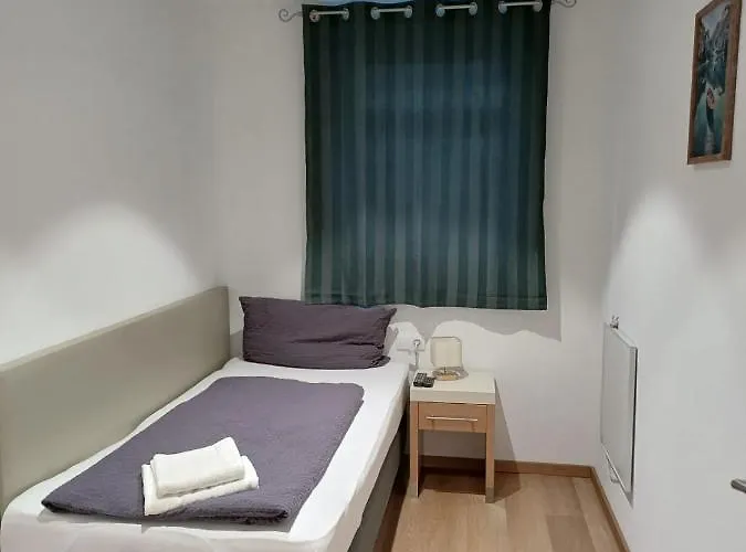 Living Gmbh דירה *